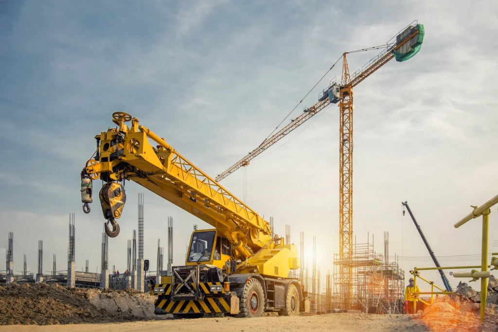 How Heavy Machinery Lifting Equipment Can Enhance Safety