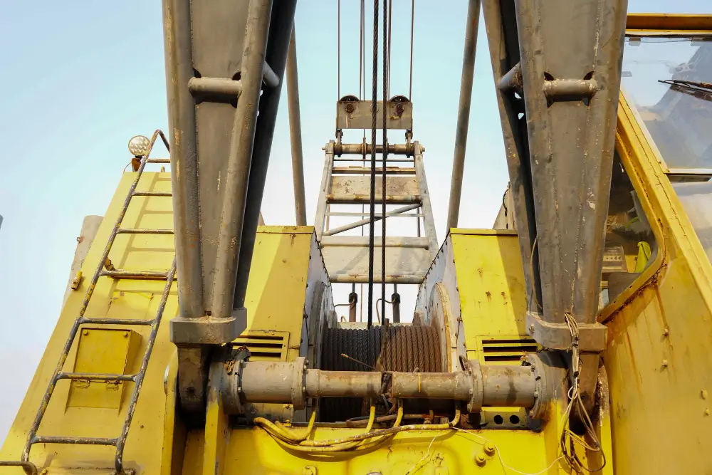 Heavy Machinery Lifting Services